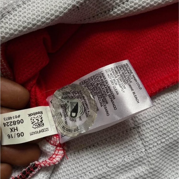 NHL Chicago Blackhawks Reebok Jersey | Youth L - Picture 6 of 6